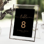 Black Guld Classic Bröllop Bordsnummer<br><div class="desc">Detta svarta guld klassiska bröllop-bordsnummer är perfekt för ett modernt bröllop. Den enkla utformningen och utformningen av eleganten har skripttypografin klassisk och finare i guld. Det här är ett bordsnummer från dubblans sida. Lägg till varje bordsnummer som du behöver i din kundvagn individuellt.</div>