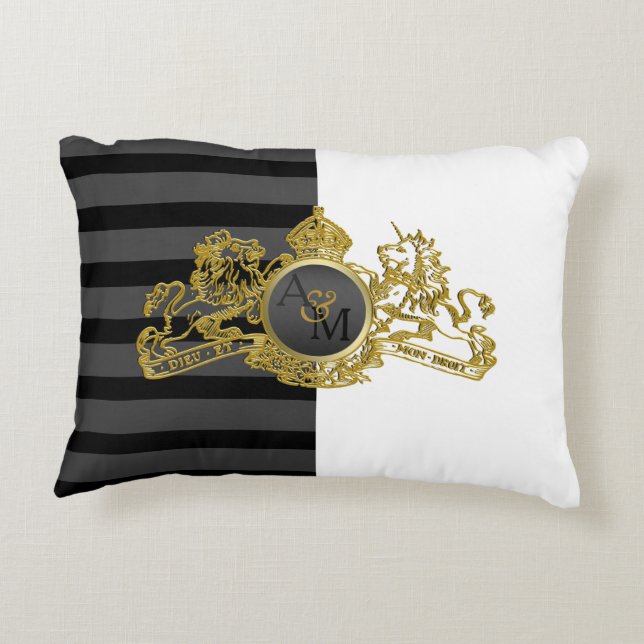 Black Guld Emblem White Tuxedo Ring Bearer Pillow Prydnadskudde (Baksidan)