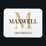 Black Guld minimalist Groomsman Anpassningsbar Mon Magnet<br><div class="desc">Modern Guld och Black Monogrammed flexibel magnet för marskalkar - Skapa din egen anpassningsbar Groomsman-gåva genom att lägga till mottagarens namn och monogram. En unik och tankeväckande gåva till bröllopsfestens medlemmar. Du kan ändra groomsman-mallen till bäste man, far-i-groom osv. Vill du ha ett annat teckensnitt eller färg för monogrammet och...</div>