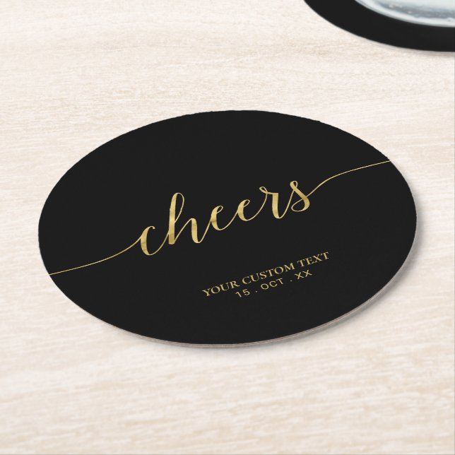 Black & Guld Modern Lettering Cheers Party Underlägg Papper Rund (Vinklad)