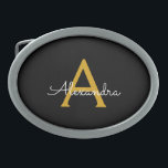Black Guld Modern Script Girly Monogram Namn<br><div class="desc">Svart och Guld Enkelt skript Monogram Namn Bälte Buckle. Detta gör perfekt studenten,  söt 16 16,  18,  21,  30,  40,  50,  60,  70,  80,  90:e,  100-årsdag,  bröllop,  möhippa,  årsdag,  babydusch eller bachelorette-gåva till någon som glam lyx och chic stilar.</div>