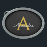 Black Guld Modern Script Girly Monogram Namn<br><div class="desc">Svart och Guld Enkelt skript Monogram Namn Bälte Buckle. Detta gör perfekt studenten,  söt 16 16,  18,  21,  30,  40,  50,  60,  70,  80,  90:e,  100-årsdag,  bröllop,  möhippa,  årsdag,  babydusch eller bachelorette-gåva till någon som glam lyx och chic stilar.</div>