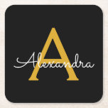 Black Guld Modern Script Girly Monogram Namn Underlägg Papper Kvadrat<br><div class="desc">Svartvitt och Guld Enkelt skript Monogram Namn Pappra Underlägg. Det gör perfekt studenten,  födelsedag,  bröllop,  möhippa,  årsdag,  babydusch eller bachelorette-fest till någon som glam lyx och chic stilar.</div>