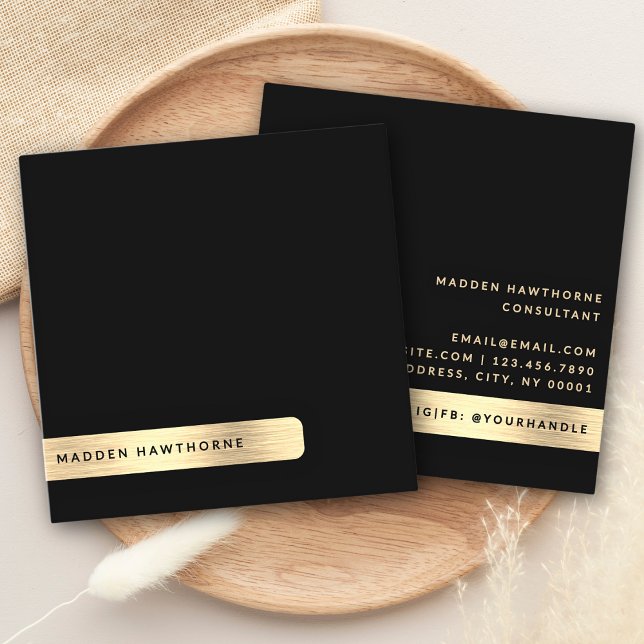 Black Guld Modern Simple Minimal Brushed Metall Fyrkantigt Visitkort (Skapare uppladdad)