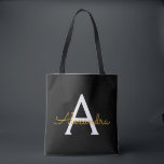 Black Guld Namn White Girly Script Monogram Modern Tygkasse<br><div class="desc">Svart och Guld Elegant lägg till din egen Namn Monogram Bok Bag. Denna Bok-bag kan anpassas så att den omfattar ditt första och första namn och ges som julklapp,  Sverige 16 födelsedagar,  Möhippa eller Bröllop.</div>
