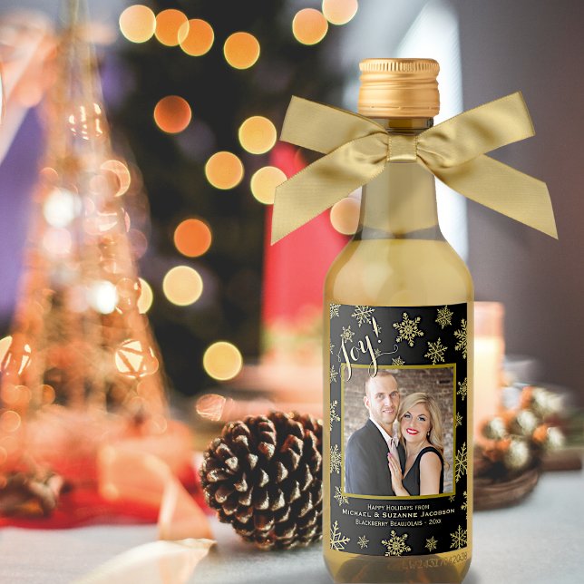 Black & Guld Snowflake Joy Photo Helgdag Mini Vinetikett (In Situ with Bow)