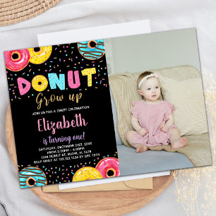 Black Gult Rosa Grönt Donut Birthday med foto Inbjudningar
