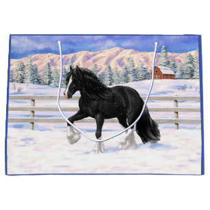 Black Gypsy Vanner Irish Cob Draft Horse i Snö