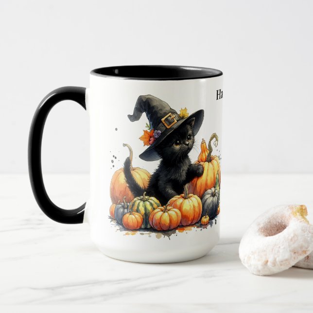 Black Halloween Kitten med pumpor & Witch Hatt Mugg (Med munk)