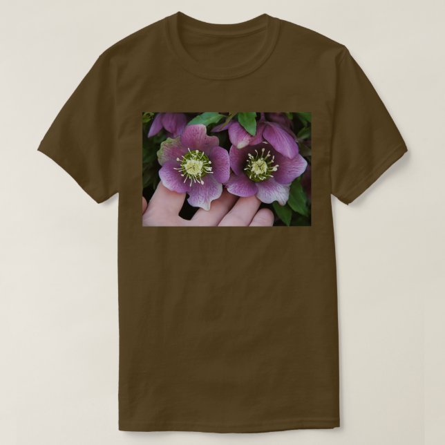 Black hellebore blomsterväxt 3 t shirt (Design framsida)