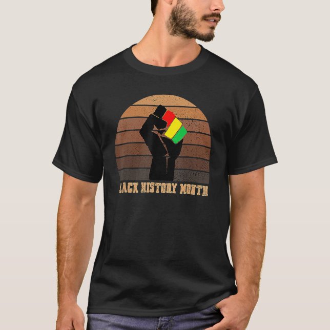 Black History Month Fist Black History Month Febru T Shirt (Framsida)