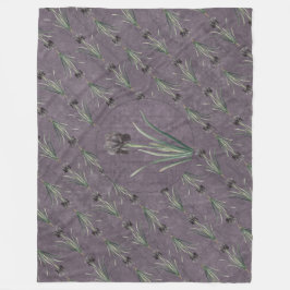 Black Iris on an antique tapestry Fleecefilt