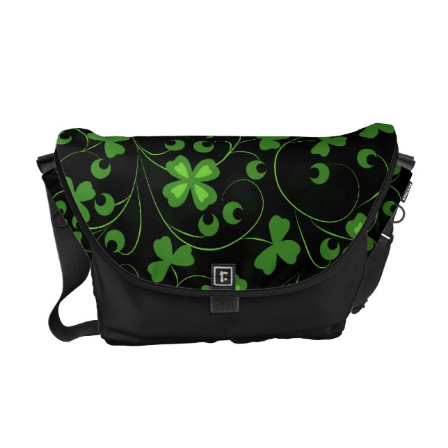 Black Irish Shamrocks Kurir Väska (Framsidan)