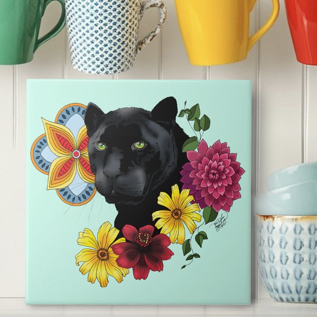 Black Jaguar Porträtt Flowers Kakelplatta (Skapare uppladdad)