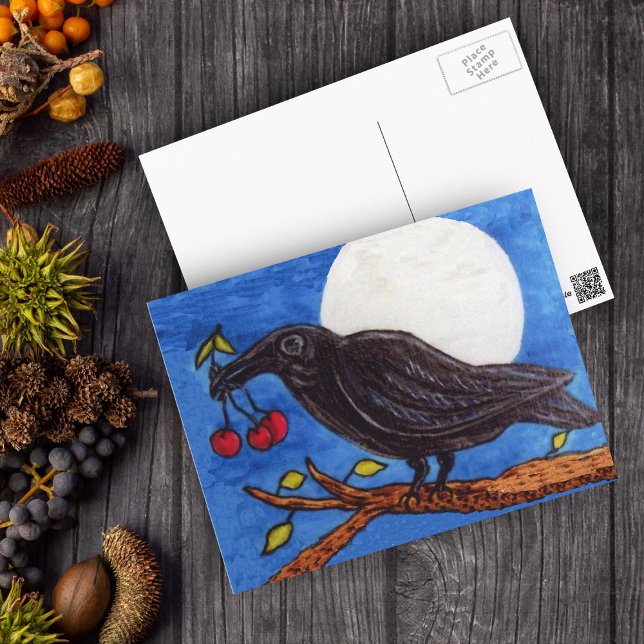 Black Kråka Cherries Moonlight Vykort (Black crow on branch holding cherries full moon blue night sky on postcard.)