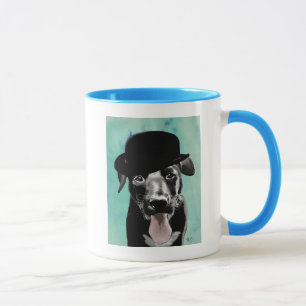 Black Labrador i Bowlareare Hat Mugg