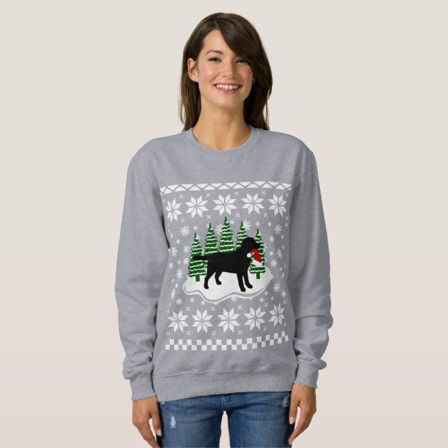 Black Labrador jul Evergreen Snöflingor Tee Shirt (Hel framsida)
