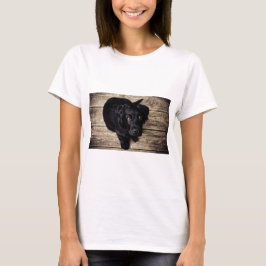 Black Labrador Retriever Puppy på Wood T Shirt