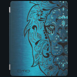 Black Lejon Sugar Skull Metallic Blue Background iPad Skydd<br><div class="desc">Coola Svart lejon blommigt- sockerskalle med blå glitter-accent över blåfärgad metallbakgrund,  borstat stål. Detta är bara en bild och inte äkta metall eller glitter. Om du behöver hjälp med att anpassa någon av mina designers kontaktar du ArtOnWear-designern. Kostnadsfri textformatering med hjälp av direkthjälp tillgänglig på begäran.</div>