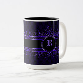 Black & Lila Ornate Gothic Monogrammed Två-Tonad Mugg