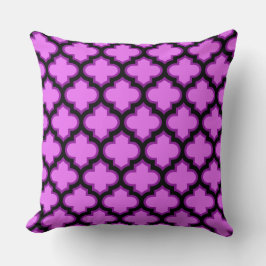 Black Lila Quatrefoil Trellis Pillow Kudde
