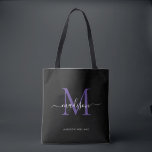 Black Lila Violet Monogram Script Namn Initial Tygkasse<br><div class="desc">Modern Black Lila Violet Monogram Elegant  Skript Namn Initial Tote Bag</div>