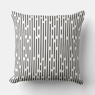 Black Line Geometric Pattern Kudde