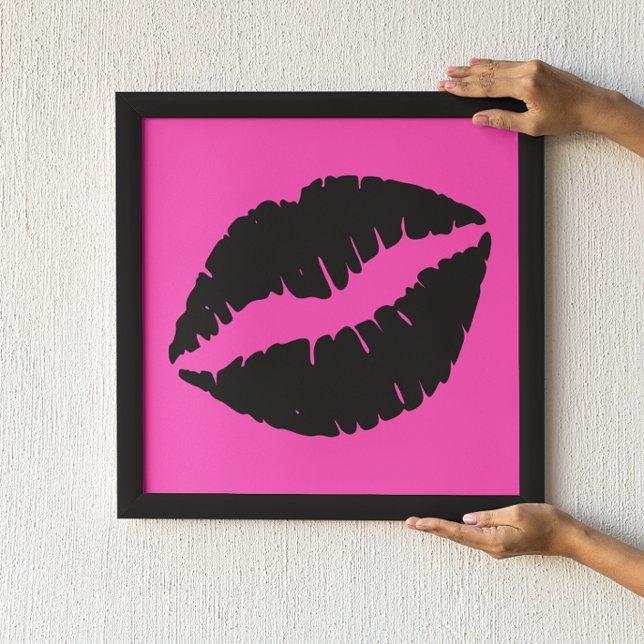 Black Lipstick på Rosa Poster (Skapare uppladdad)