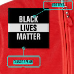 Black Lives Matter Knapp<br><div class="desc">Visa ert stöd för rörelsen "Black Lives Matter" som ägnar sig åt icke-våldsamma protester och rasrättvisa.</div>