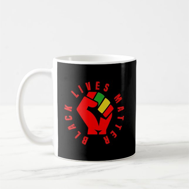 Black Lives Matter med fist T-Shirt Kaffemugg (Vänster)