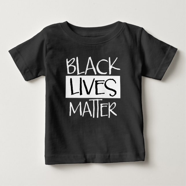 Black Lives Matter T-Shirt (Framsida)