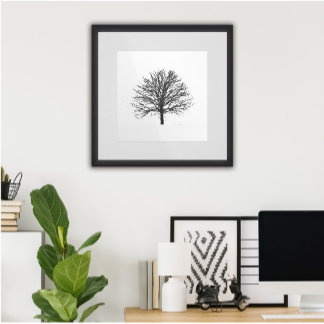 Black Lone Leafless Träd på vinter Poster