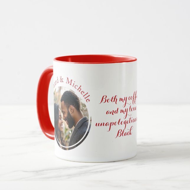 Black Love Quote Custom round Photo and Names Red Mugg (Framsida vänster)