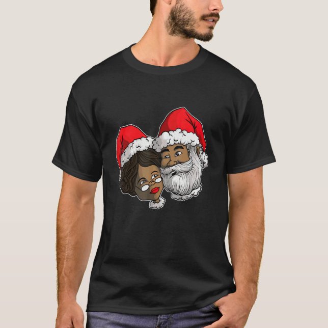 Black Loving Santa Claus and Mrs Claus Ethnic Chri T Shirt (Framsida)