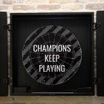 Black Man Cave Quote Darttavla<br><div class="desc">Black Man Cave-offertstyrelsen har en svart och grått modern rand-design med ett inspirerande citat: "Vinnare slutar aldrig" för dessa tävlingsspelare - perfekt gåva till honom, make eller far. Ändra citattecknet om du vill med avsnittet "Anpassa den här mallen". Kardz Studio originalteckning. Om du har några frågor, kontakta mig genom Zazzle-...</div>