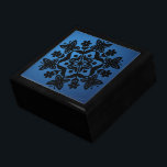 Black Mandala och Blue Minnesask<br><div class="desc">Förvara dina skatter eller ge en förmånslåda till någon som en vacker gåva. Nu finns det möjlighet att välja trä ramar. Många utformningar för olika tillfälle finns i min butik.</div>