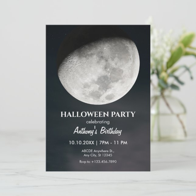 Black måne mystic halloween-födelsedagsinbjudan inbjudningar (Stående Fram)