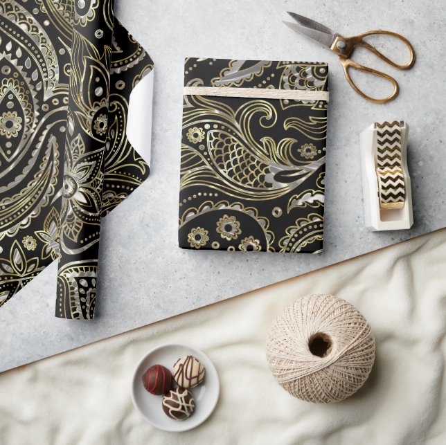 Black & Metallic Silver & Gold Floral Paisley Presentpapper (Hantverk)