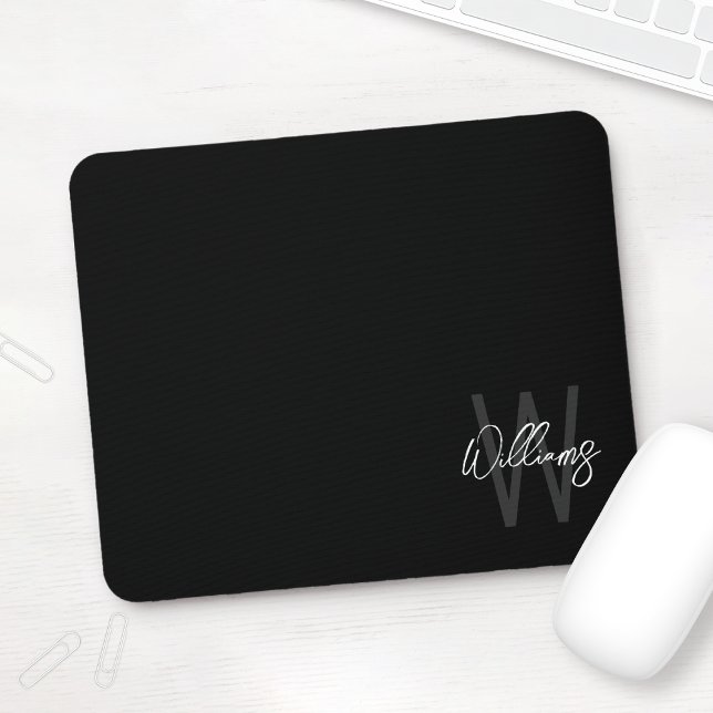 Black Modern Script Personlig Monogram och Namn Musmatta (Skapare uppladdad)
