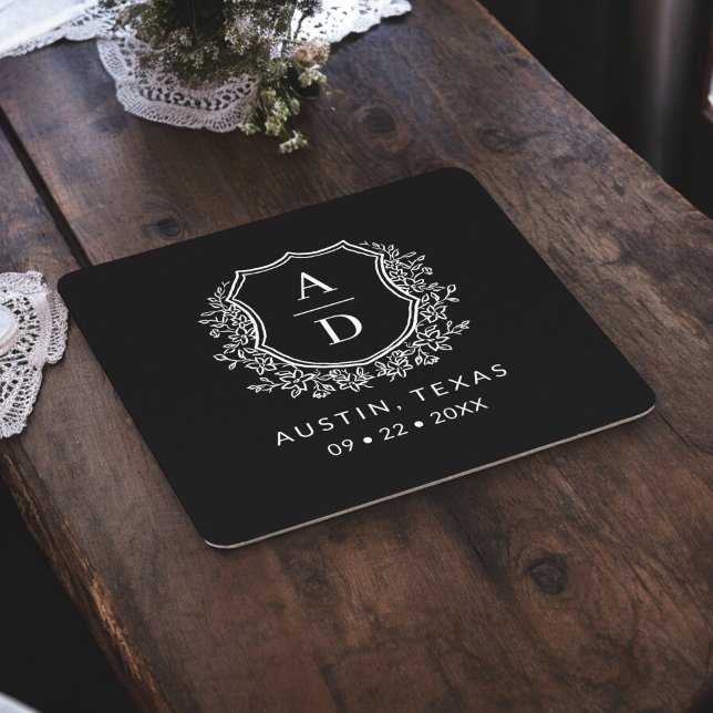 Black Monogram Bröllop Blommigt Vapensköld Elegant Underlägg Papper Kvadrat (Skapare uppladdad)
