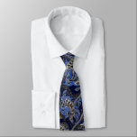 Black Navy och Guld Vintage Paisley Peacock Slips<br><div class="desc">Blåsvart och Guld Mehndi Indian Paisley Vintage Peacock Bröllopsfest Tie för killarna. Far i Bride,  Far i Groom,  Groomsman,  Best Man och Groom. Retro Paisley Bröllop Design. Vintage Inspired Paisley Aesthetic Mehndi Indian Paisley Bröllop Ties. Även perfekt för Art deco Art nouveau Roaring 20:s Underbara Gatsby Bröllop Themes. #GrandMillennial</div>