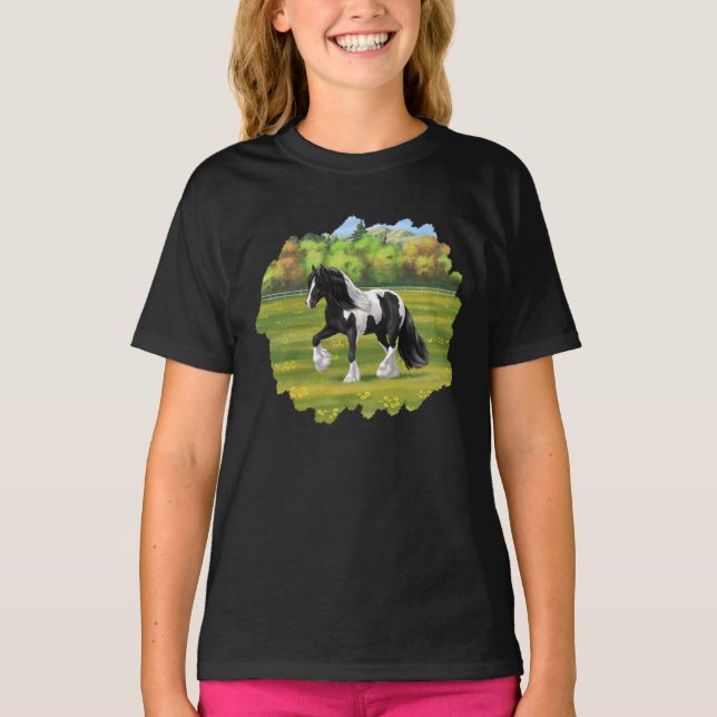 Black Pinto Piebald Gypsy Vanner Draft Horse T Shirt (Framsida)