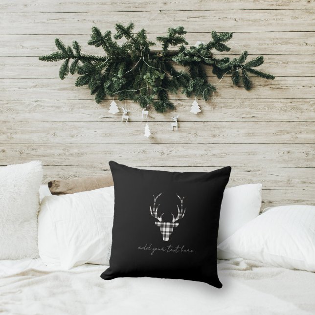 Black Plaid Deer Christmas Kudde (rustic elegant personalized christmas throw pillow. black plaid deer design)