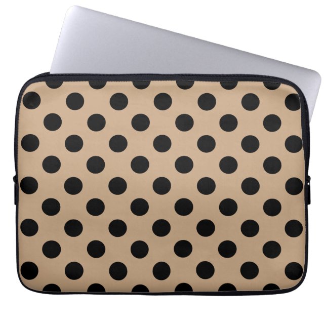 Black polka dots på beige laptop sleeve (Framsidan)