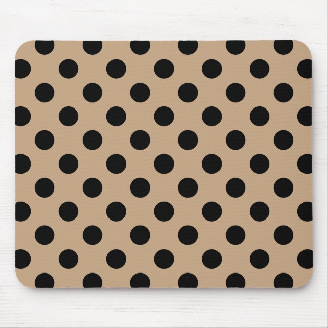 Black polka dots på beige musmatta (Framsidan)