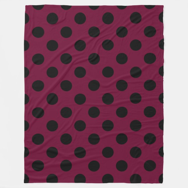 Black polka dots på burgundy fleecefilt (Framsidan)