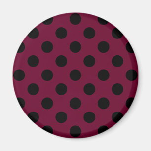 Black polka dots på burgundy magnet