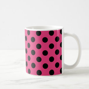 Black polka dots på fuchsia kaffemugg
