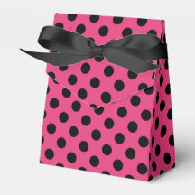 Black polka dots på fuchsia