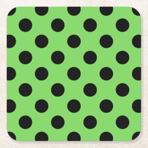 Black polka dots på kalkgrönt kalk underlägg papper kvadrat